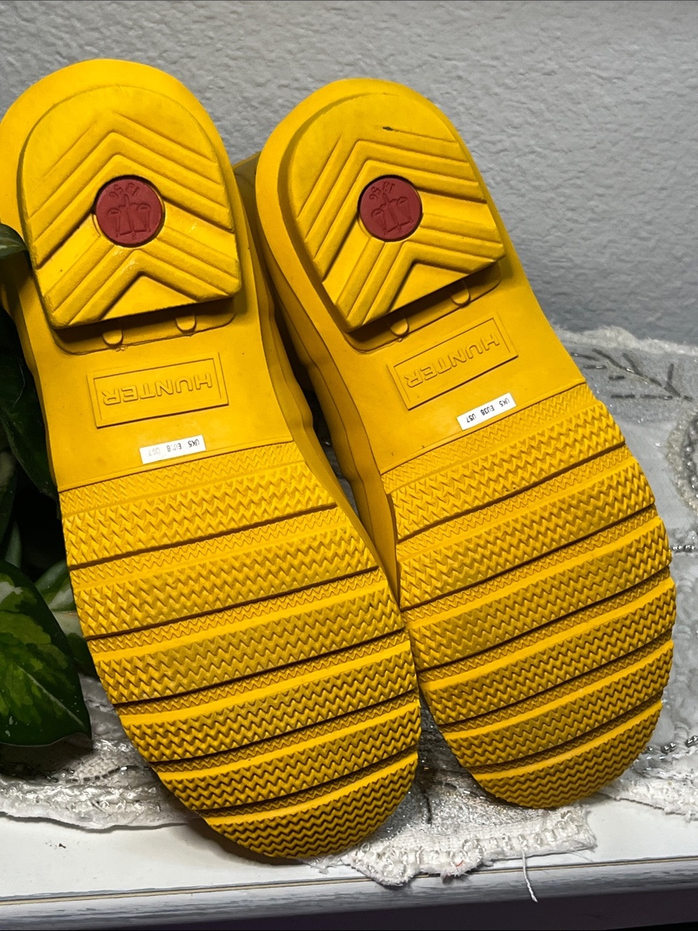 EUC Hunter Original Short Back Adjustable Rain Boots Yellow Women’s Size 7 - Picture 13 of 15